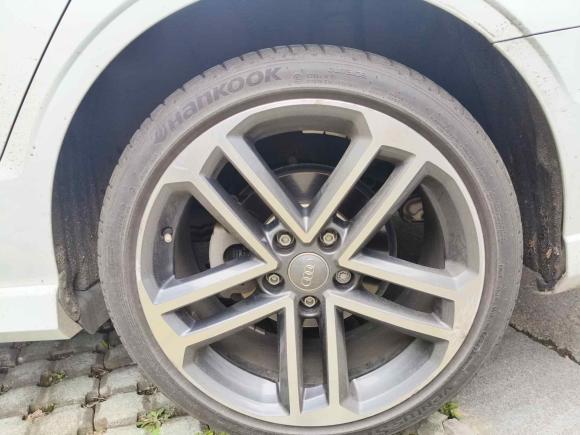 [苏州·苏E] 二手奥迪奥迪A32018款 30周年年型 Limousine 35 TFSI 运动型