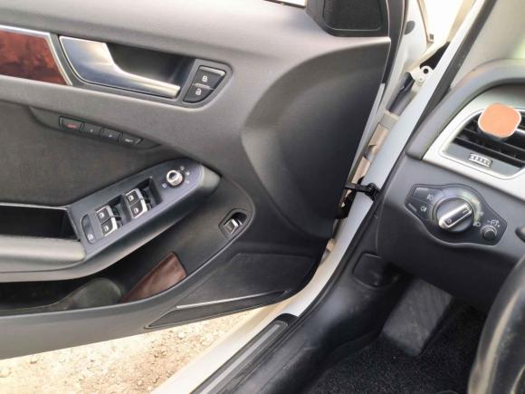 [上海·沪D] 二手奥迪奥迪A4L2013款 35 TFSI 自动技术型