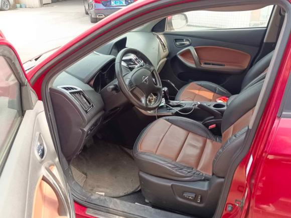 [佛山·粤Y] 二手海马海马S52015款 1.5T CVT旗舰型