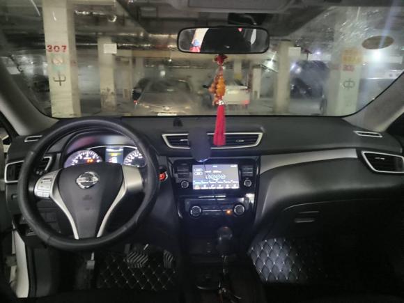 [无锡·苏B] 二手日产奇骏2014款 2.0L CVT舒适版 2WD