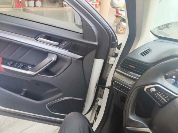 [义乌·浙G] 二手哈弗哈弗H42018款 红标 1.5GDIT DCT风尚型