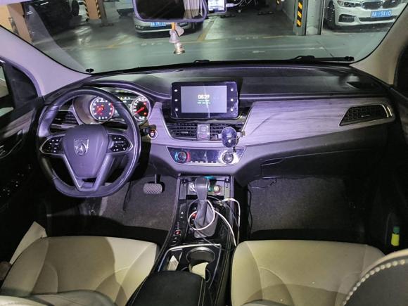 [杭州·浙A] 二手宝骏宝骏7302017款 1.5T DCT风尚型 7座 国V