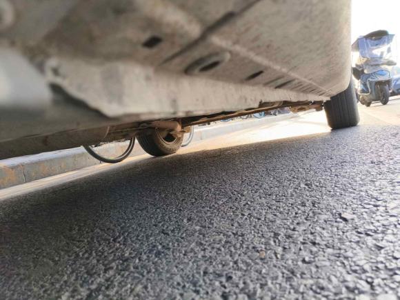 [西安·陕H] 二手长安凯程长安欧尚A6002016款 1.5L 手动豪华型7座