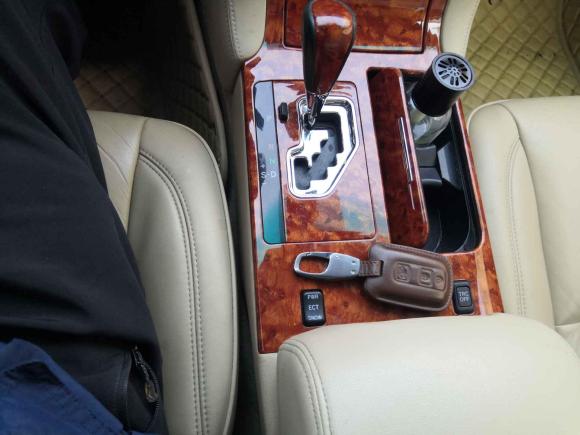[合肥·皖A] 二手丰田皇冠2005款 3.0L Royal Saloon
