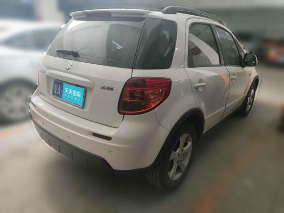 [济南·鲁A] 二手铃木天语 SX42011款 改款 1.6L 手动灵动型