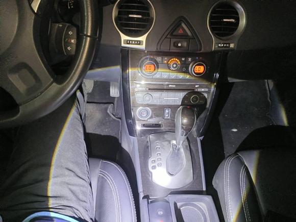 [上海·沪A] 二手雷诺科雷傲2014款 2.0L 两驱舒适版