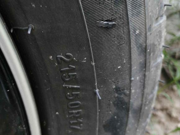 [上海·沪A] 二手飞凡汽车飞凡ER62021款 新动版 620km 智享版