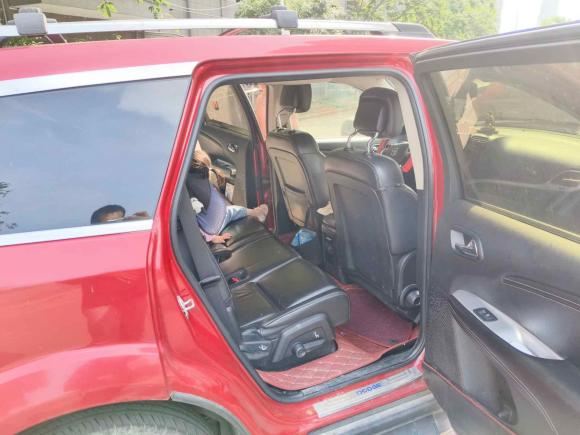 [南昌·赣B] 二手道奇酷威2013款 2.4L 两驱尊尚版