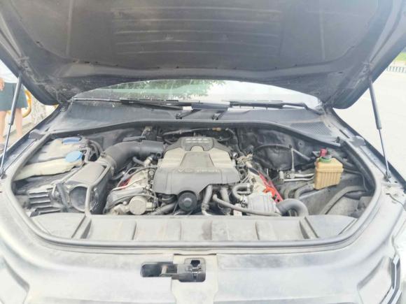 [成都·川A] 二手奥迪奥迪Q72012款 3.0 TFSI 进取型(200kW)