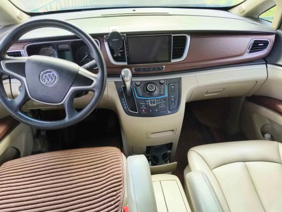 [济南·鲁A] 二手别克别克GL82014款 2.4L CT豪华商务舒适版