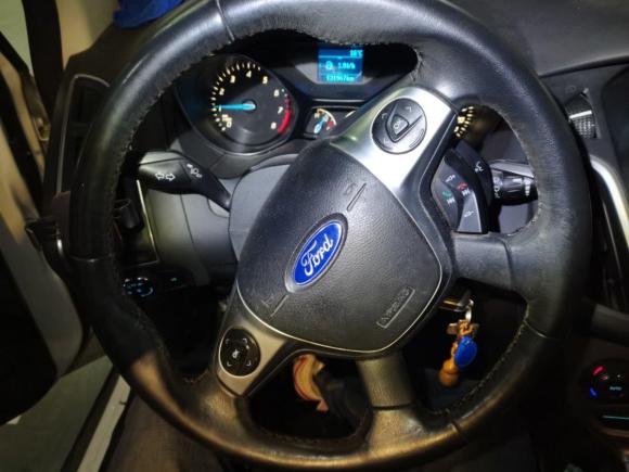 [上海·沪C] 二手福特福克斯2012款 两厢 1.6L 手动风尚型