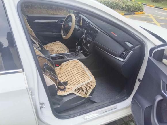 [武汉·鄂A] 二手荣威荣威i62018款 20T 自动旗舰版