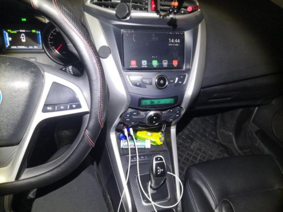 [无锡·苏B] 二手比亚迪元新能源2018款 EV360 智联悦酷型