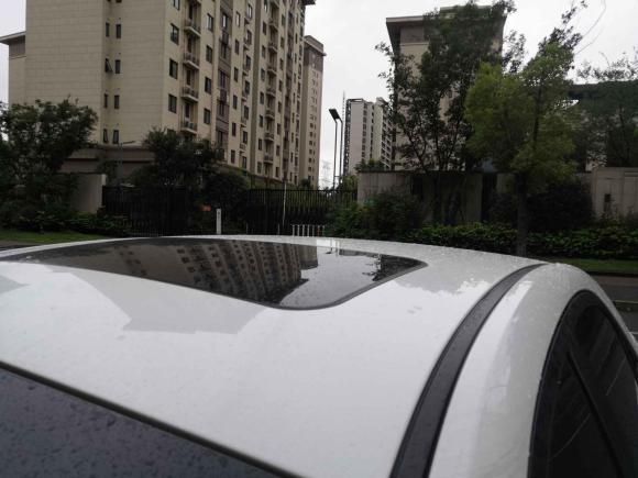 [常州·苏D] 二手荣威荣威3602017款 1.5L 自动豪华版