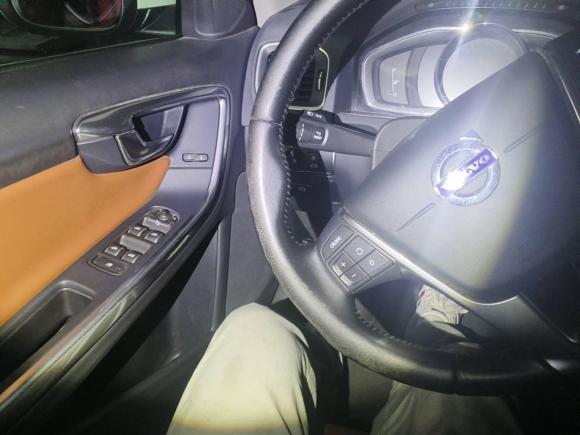 [上海·沪A] 二手沃尔沃沃尔沃S60新能源2015款 S60L E驱混动 T6智驭版