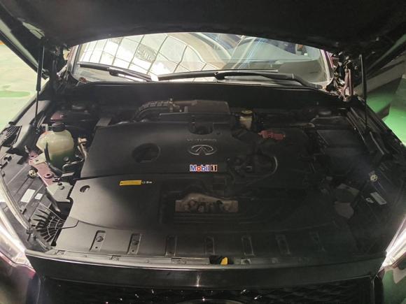 [武汉·鄂A] 二手英菲尼迪英菲尼迪QX502018款 2.0T 四驱旗舰版