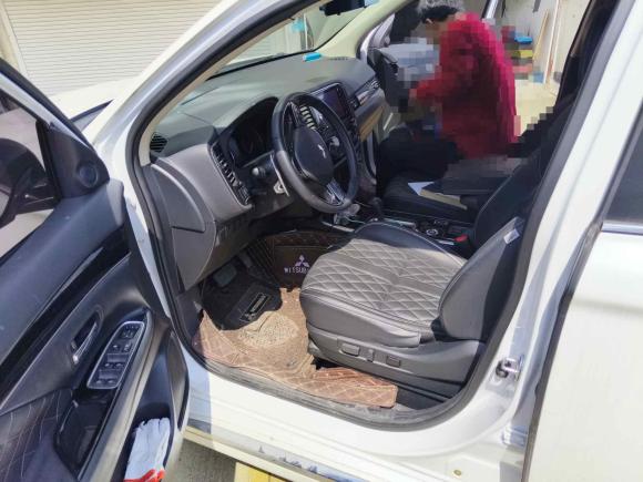 [金华·浙G] 二手三菱欧蓝德2021款 2.4L 四驱致享版 7座