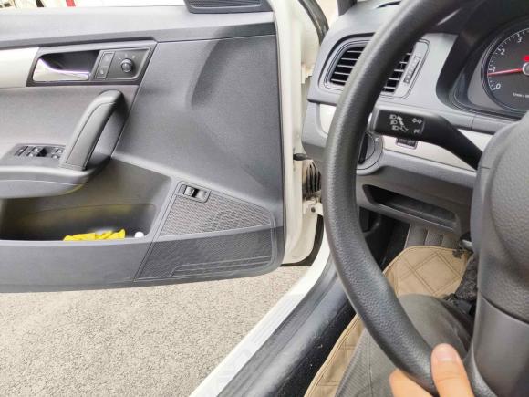 [济南·鲁A] 二手大众朗逸2013款 改款经典 1.6L 手动风尚版