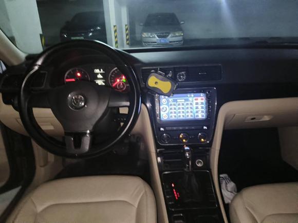 [佛山·粤X] 二手大众帕萨特2011款 1.8TSI 自动尊荣版