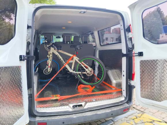 [宁波·浙B] 二手福特全顺2020款 2.0T柴油多功能商用车中轴低顶双开尾门国VI