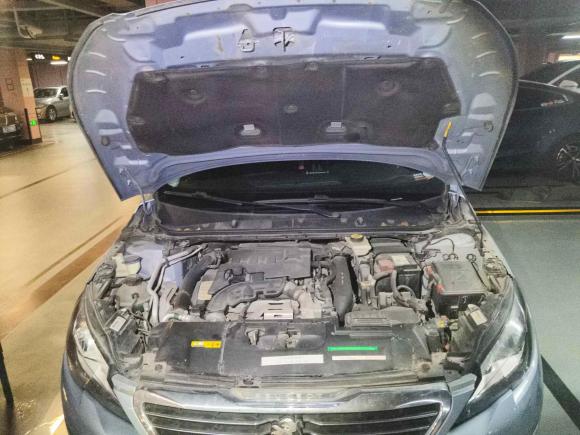 [上海·苏E] 二手标致标致308S2015款 1.6T 自动劲驰版