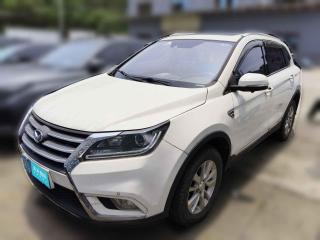 北汽幻速北汽幻速S62017款 1.5T CVT尊享型