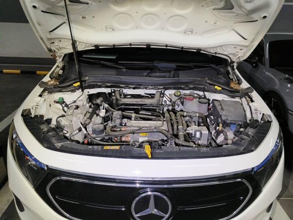 [上海·沪A] 二手奔驰奔驰EQA2022款 EQA 260