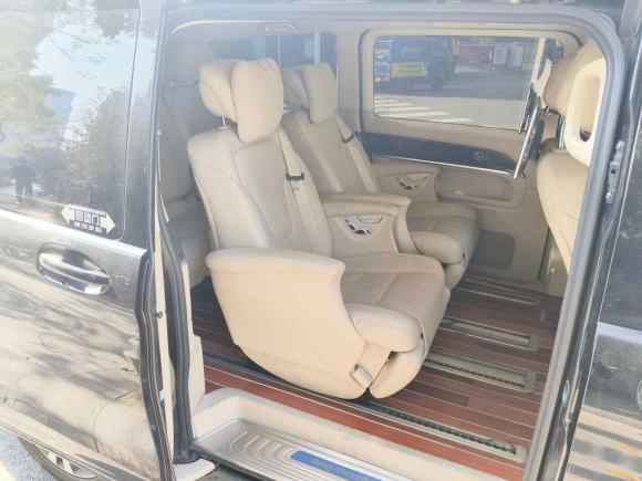 [青岛·鲁U] 二手奔驰奔驰V级2016款 V 260 领航版