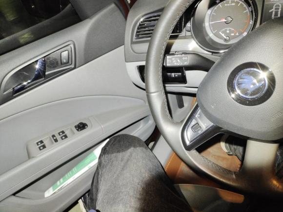 [上海·沪A] 二手斯柯达速派2013款 1.8TSI 自动雅仕版