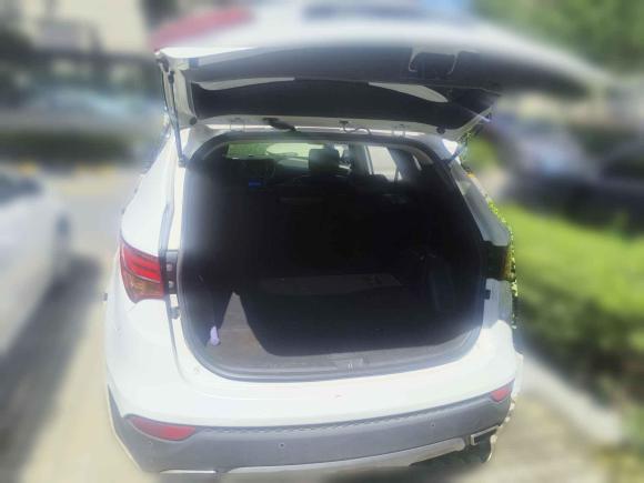 [青岛·鲁B] 二手现代胜达2013款 2.4L 自动四驱尊贵型