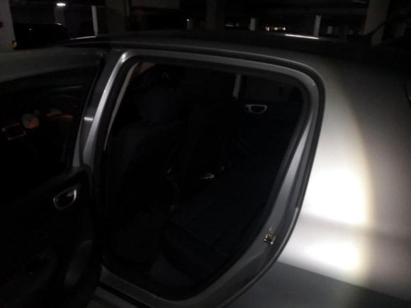 [无锡·苏B] 二手标致标致3072010款 两厢 1.6L 自动舒适版