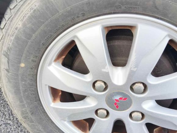 [上海·沪C] 二手五菱汽车五菱宏光2014款 1.2L S标准型国IV