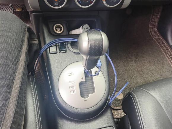 [深圳·粤B] 二手东风风度东风风度MX62015款 2.0L CVT两驱梦想版