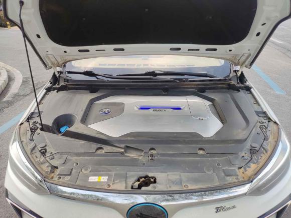 [武汉·鄂A] 二手北京汽车北京EU52018款 R500 智风版