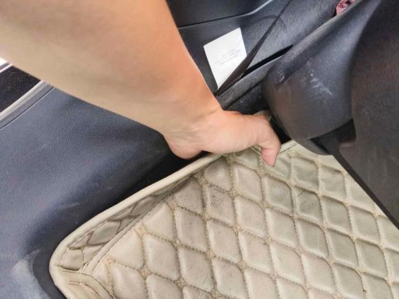 [无锡·苏B] 二手雪铁龙雪铁龙C52012款 2.3L 自动尊驭型