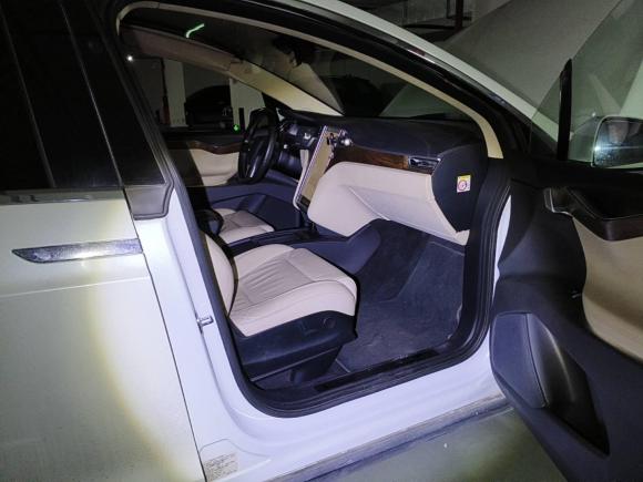 [广州·粤A] 二手特斯拉Model X2017款 Model X 100D 长续航版