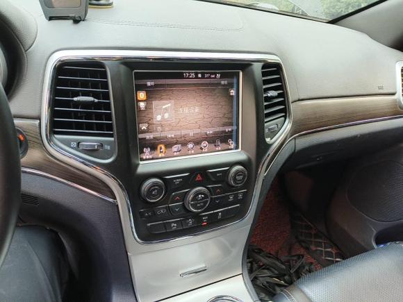 [北京·京N] 二手Jeep大切诺基2015款 3.6L 豪华导航版