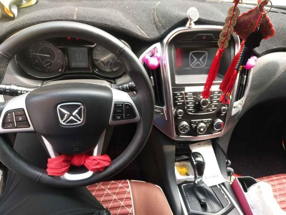 [无锡·苏B] 二手江铃驭胜S3502013款 2.4T 自动两驱柴油超豪华版7座