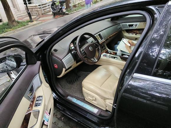 [上海·沪L] 二手捷豹捷豹XF2012款 XF 3.0L V6伦敦限量版