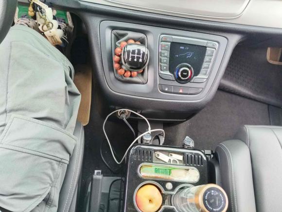 [南通·苏F] 二手上汽大通MAXUS大通G102023款 改款 2.0L 手动多功能版 汽油 7座