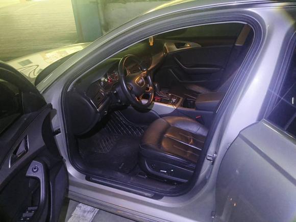 [深圳·粤B] 二手奥迪奥迪A6L2018款 30周年年型 TFSI 进取型