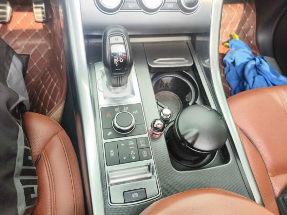 [广州·粤A] 二手路虎揽胜运动版2016款 3.0 SC V6 HSE DYNAMIC