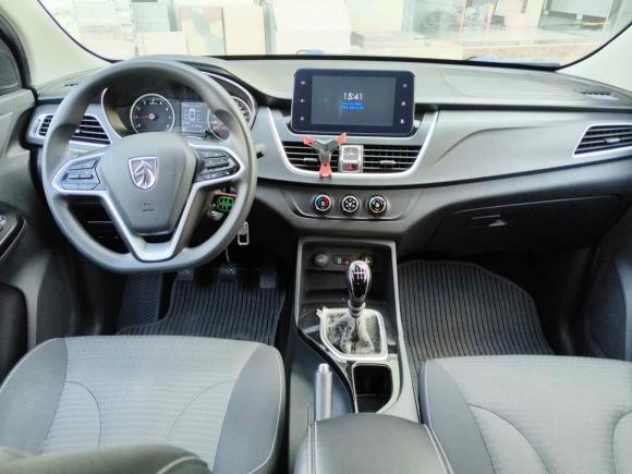 [佛山·粤E] 二手宝骏宝骏7302019款 1.5T 手动时尚型 7座 国V