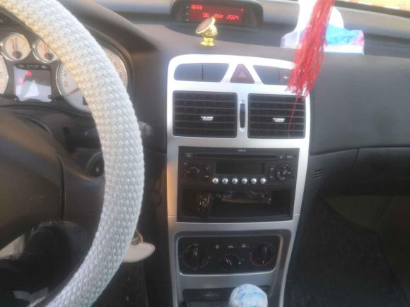 [北京·京P] 二手标致标致3072010款 三厢 1.6L 自动舒适版