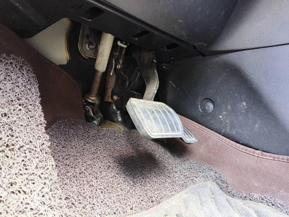 [广州·鄂D] 二手标致标致4082015款 1.2T 自动豪华版