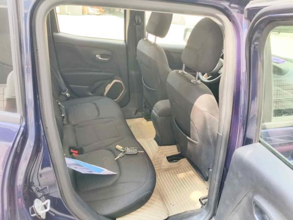 [佛山·粤E] 二手Jeep自由侠2018款 互联大屏版 180T 自动高能版