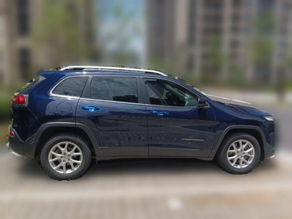 [南京·苏A] 二手Jeep自由光2017款 2.4L 领先智能版