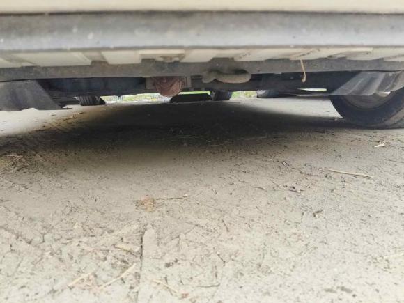 [佛山·粤L] 二手长安悦翔V72016款 1.6L 手动乐尚型 国V