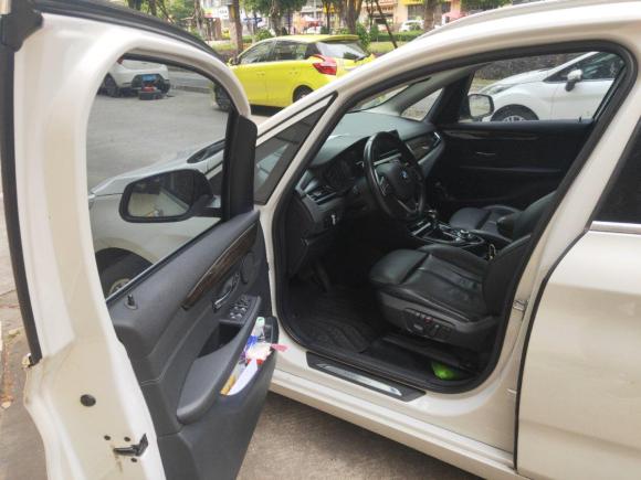 [佛山·粤E] 二手宝马宝马2系旅行车2014款 220i 豪华设计套装