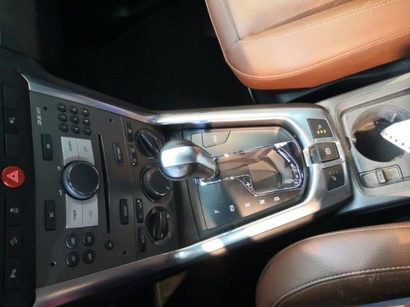 [上海·沪N] 二手欧宝安德拉2011款 2.4 豪华两驱版